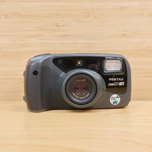 Pentax Zoom 90-WR Point and Shoot 35mm Film Camera - Picture 1 of 10